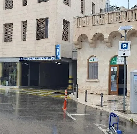 Grand Bedroom Aptm Palace Location Lejlighed