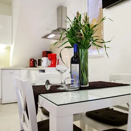 Grand Bedroom Aptm Palace Location Lejlighed Split