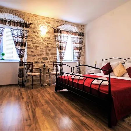 Apartman Grand Bedroom Aptm Palace Location Split